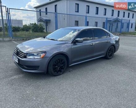 Серый Фольксваген Пассат, объемом двигателя 2.48 л и пробегом 165 тыс. км за 10700 $, фото 1 на Automoto.ua