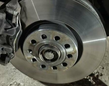 Серый Фольксваген Пассат, объемом двигателя 2.5 л и пробегом 207 тыс. км за 12500 $, фото 30 на Automoto.ua