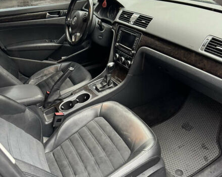 Сірий Фольксваген Пассат, об'ємом двигуна 1.97 л та пробігом 263 тис. км за 10500 $, фото 9 на Automoto.ua