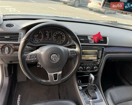 Сірий Фольксваген Пассат, об'ємом двигуна 2 л та пробігом 217 тис. км за 12600 $, фото 19 на Automoto.ua
