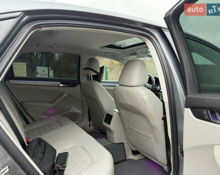 Сірий Фольксваген Пассат, об'ємом двигуна 1.8 л та пробігом 147 тис. км за 14500 $, фото 26 на Automoto.ua