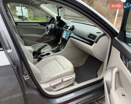 Сірий Фольксваген Пассат, об'ємом двигуна 1.8 л та пробігом 147 тис. км за 14500 $, фото 31 на Automoto.ua