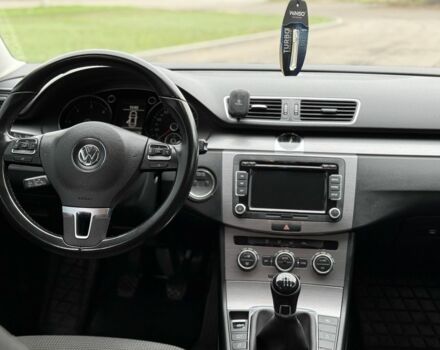 Серый Фольксваген Пассат, объемом двигателя 2 л и пробегом 277 тыс. км за 12150 $, фото 5 на Automoto.ua