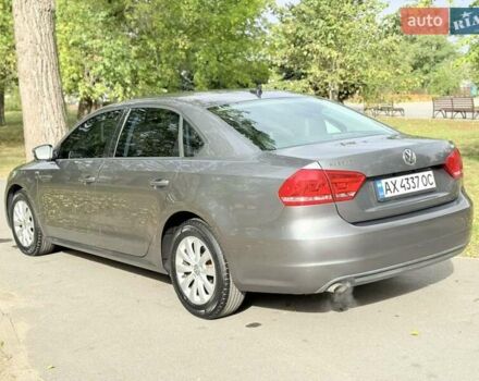 Серый Фольксваген Пассат, объемом двигателя 1.8 л и пробегом 180 тыс. км за 9600 $, фото 7 на Automoto.ua