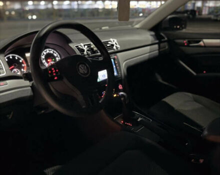 Серый Фольксваген Пассат, объемом двигателя 1.8 л и пробегом 145 тыс. км за 11500 $, фото 7 на Automoto.ua