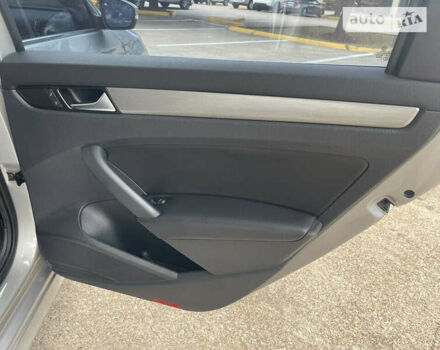 Серый Фольксваген Пассат, объемом двигателя 1.8 л и пробегом 141 тыс. км за 2300 $, фото 28 на Automoto.ua