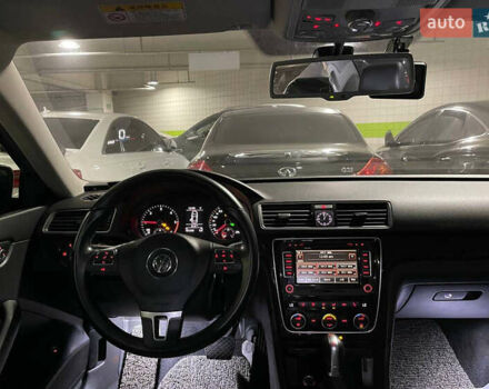 Серый Фольксваген Пассат, объемом двигателя 1.97 л и пробегом 248 тыс. км за 12900 $, фото 9 на Automoto.ua