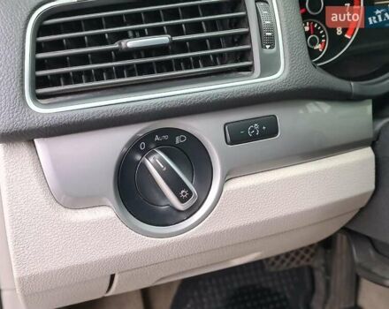 Сірий Фольксваген Пассат, об'ємом двигуна 1.8 л та пробігом 260 тис. км за 11490 $, фото 24 на Automoto.ua