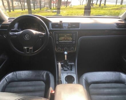 Сірий Фольксваген Пассат, об'ємом двигуна 2 л та пробігом 214 тис. км за 13200 $, фото 2 на Automoto.ua