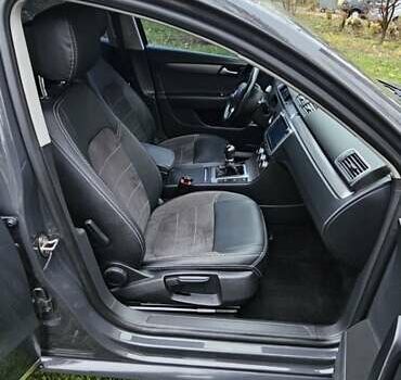 Сірий Фольксваген Пассат, об'ємом двигуна 1.6 л та пробігом 245 тис. км за 10300 $, фото 6 на Automoto.ua