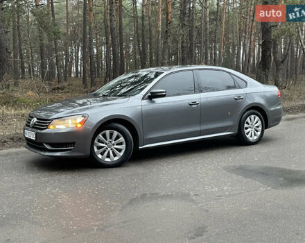 Серый Фольксваген Пассат, объемом двигателя 1.8 л и пробегом 180 тыс. км за 9999 $, фото 11 на Automoto.ua