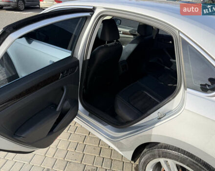 Сірий Фольксваген Пассат, об'ємом двигуна 2 л та пробігом 217 тис. км за 12600 $, фото 27 на Automoto.ua