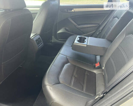 Серый Фольксваген Пассат, объемом двигателя 1.8 л и пробегом 141 тыс. км за 2300 $, фото 27 на Automoto.ua