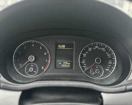 Сірий Фольксваген Пассат, об'ємом двигуна 1.8 л та пробігом 299 тис. км за 9500 $, фото 14 на Automoto.ua