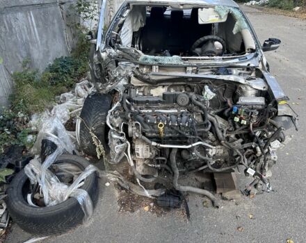 Серый Фольксваген Пассат, объемом двигателя 2.5 л и пробегом 170 тыс. км за 3000 $, фото 1 на Automoto.ua