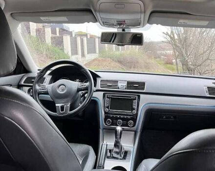 Серый Фольксваген Пассат, объемом двигателя 1.8 л и пробегом 221 тыс. км за 9800 $, фото 8 на Automoto.ua