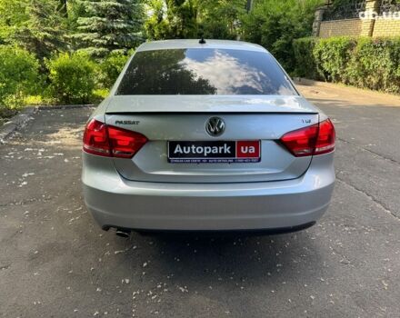 Серый Фольксваген Пассат, объемом двигателя 1.8 л и пробегом 245 тыс. км за 11390 $, фото 6 на Automoto.ua