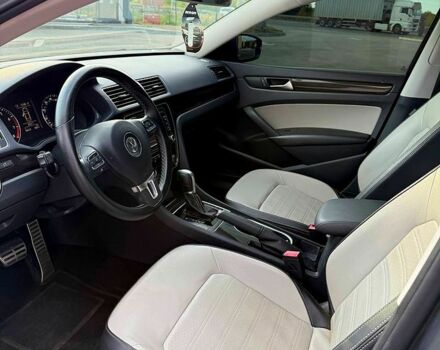 Серый Фольксваген Пассат, объемом двигателя 1.8 л и пробегом 80 тыс. км за 12900 $, фото 6 на Automoto.ua