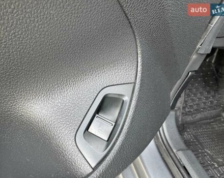 Серый Фольксваген Пассат, объемом двигателя 1.8 л и пробегом 199 тыс. км за 7999 $, фото 11 на Automoto.ua