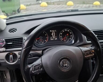 Серый Фольксваген Пассат, объемом двигателя 1.8 л и пробегом 185 тыс. км за 11300 $, фото 5 на Automoto.ua