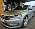 Серый Фольксваген Пассат, объемом двигателя 2 л и пробегом 240 тыс. км за 11699 $, фото 1 на Automoto.ua
