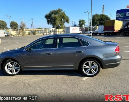 Серый Фольксваген Пассат, объемом двигателя 2 л и пробегом 189 тыс. км за 12600 $, фото 2 на Automoto.ua