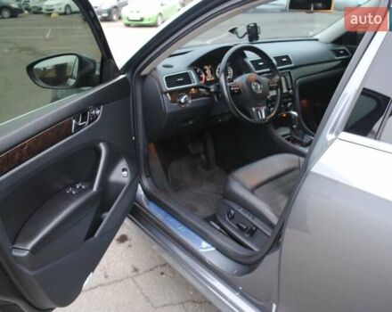 Сірий Фольксваген Пассат, об'ємом двигуна 1.97 л та пробігом 235 тис. км за 12999 $, фото 25 на Automoto.ua