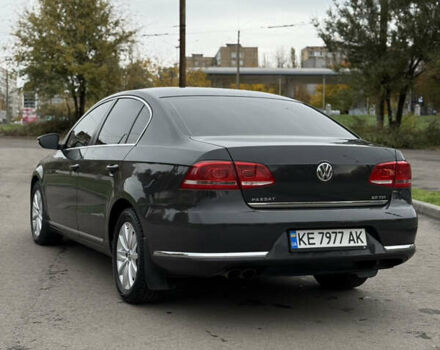 Серый Фольксваген Пассат, объемом двигателя 1.97 л и пробегом 277 тыс. км за 12150 $, фото 3 на Automoto.ua