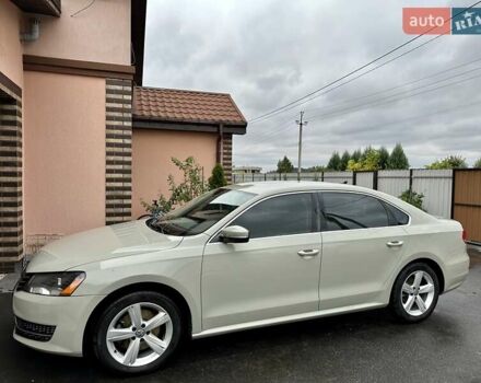 Серый Фольксваген Пассат, объемом двигателя 1.8 л и пробегом 167 тыс. км за 11000 $, фото 4 на Automoto.ua