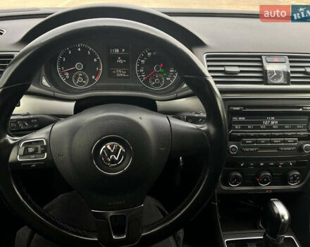 Серый Фольксваген Пассат, объемом двигателя 1.8 л и пробегом 160 тыс. км за 9500 $, фото 10 на Automoto.ua