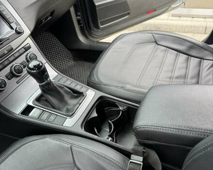 Серый Фольксваген Пассат, объемом двигателя 1.6 л и пробегом 217 тыс. км за 11999 $, фото 13 на Automoto.ua