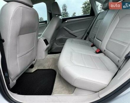 Серый Фольксваген Пассат, объемом двигателя 2 л и пробегом 156 тыс. км за 2000 $, фото 19 на Automoto.ua