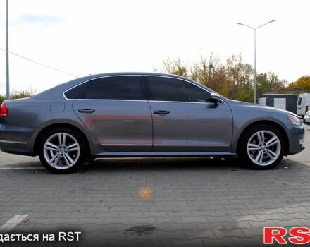 Серый Фольксваген Пассат, объемом двигателя 2 л и пробегом 235 тыс. км за 13700 $, фото 2 на Automoto.ua