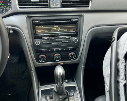 Сірий Фольксваген Пассат, об'ємом двигуна 1.8 л та пробігом 173 тис. км за 9200 $, фото 10 на Automoto.ua