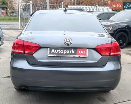 Сірий Фольксваген Пассат, об'ємом двигуна 1.8 л та пробігом 260 тис. км за 11490 $, фото 8 на Automoto.ua