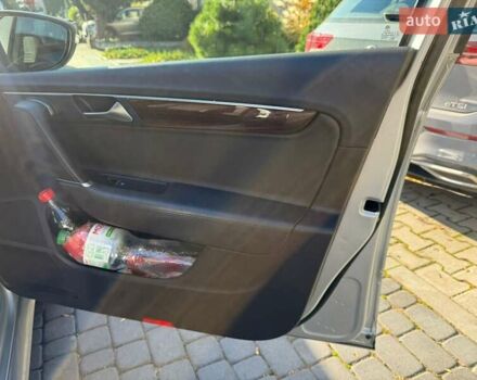 Серый Фольксваген Пассат, объемом двигателя 1.97 л и пробегом 140 тыс. км за 15000 $, фото 13 на Automoto.ua