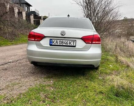 Серый Фольксваген Пассат, объемом двигателя 1.8 л и пробегом 221 тыс. км за 9800 $, фото 3 на Automoto.ua
