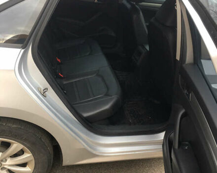 Серый Фольксваген Пассат, объемом двигателя 1.8 л и пробегом 195 тыс. км за 9200 $, фото 7 на Automoto.ua