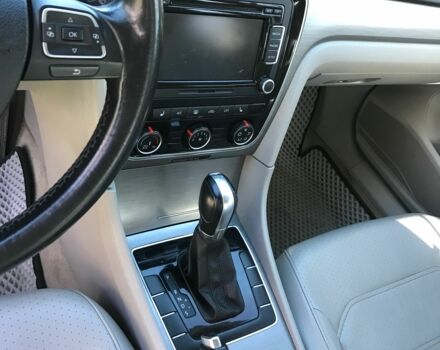 Серый Фольксваген Пассат, объемом двигателя 2 л и пробегом 185 тыс. км за 9700 $, фото 4 на Automoto.ua