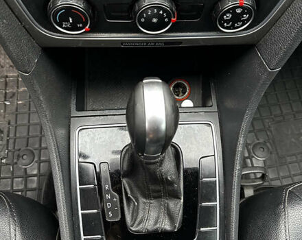 Сірий Фольксваген Пассат, об'ємом двигуна 1.8 л та пробігом 299 тис. км за 9500 $, фото 11 на Automoto.ua