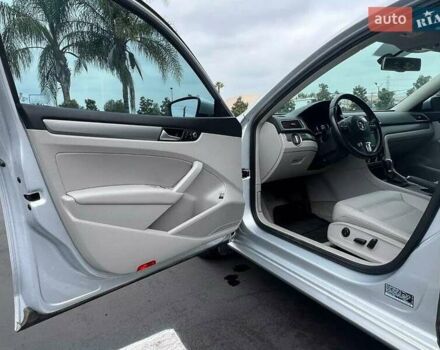 Серый Фольксваген Пассат, объемом двигателя 2 л и пробегом 156 тыс. км за 2000 $, фото 10 на Automoto.ua