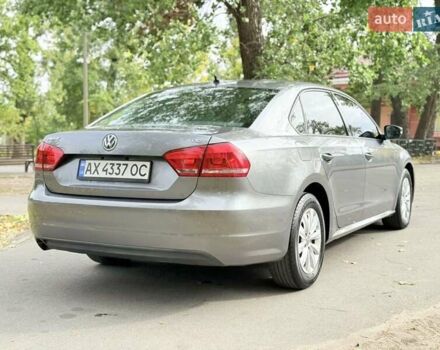 Серый Фольксваген Пассат, объемом двигателя 1.8 л и пробегом 180 тыс. км за 9600 $, фото 2 на Automoto.ua