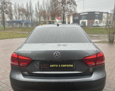 Сірий Фольксваген Пассат, об'ємом двигуна 0 л та пробігом 299 тис. км за 9500 $, фото 19 на Automoto.ua