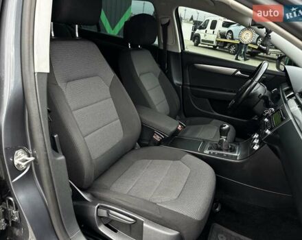 Сірий Фольксваген Пассат, об'ємом двигуна 1.6 л та пробігом 350 тис. км за 10999 $, фото 37 на Automoto.ua