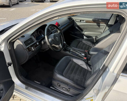 Сірий Фольксваген Пассат, об'ємом двигуна 2 л та пробігом 217 тис. км за 12600 $, фото 16 на Automoto.ua