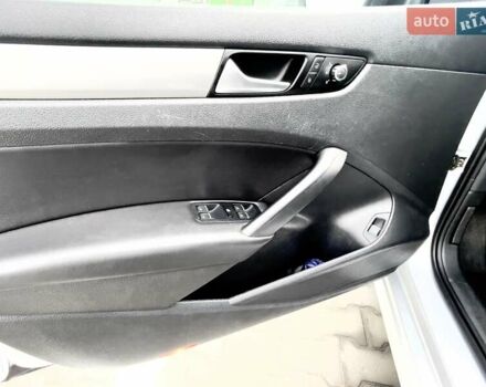 Сірий Фольксваген Пассат, об'ємом двигуна 1.8 л та пробігом 182 тис. км за 9500 $, фото 23 на Automoto.ua