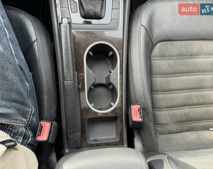 Сірий Фольксваген Пассат, об'ємом двигуна 2 л та пробігом 217 тис. км за 12600 $, фото 25 на Automoto.ua