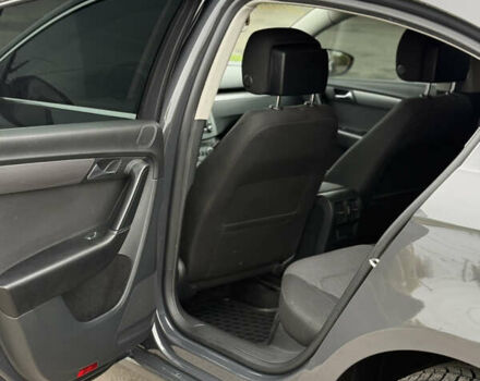 Серый Фольксваген Пассат, объемом двигателя 1.97 л и пробегом 277 тыс. км за 12150 $, фото 15 на Automoto.ua