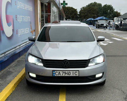 Серый Фольксваген Пассат, объемом двигателя 1.8 л и пробегом 158 тыс. км за 10900 $, фото 1 на Automoto.ua