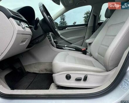 Серый Фольксваген Пассат, объемом двигателя 2 л и пробегом 156 тыс. км за 2000 $, фото 12 на Automoto.ua